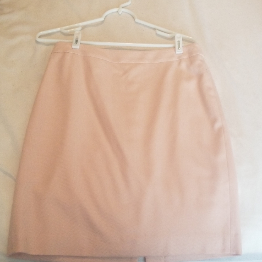 Banana Republic light pink pencil skirt